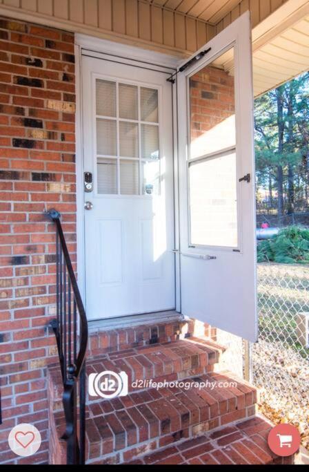 Pine Forest Zen Cottage - 10 Min To Fort Bragg Fayetteville Esterno foto